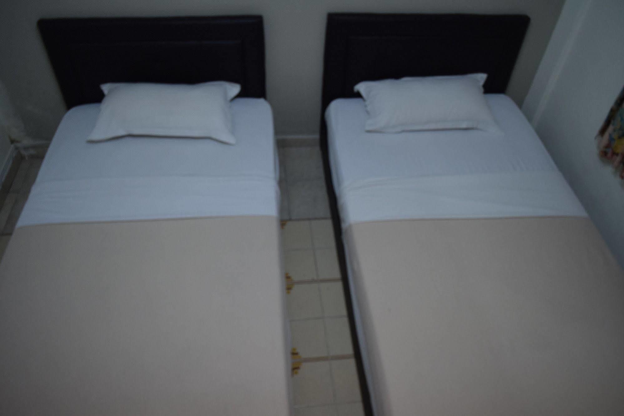 Casa Blanca Guest House Malacca Екстериор снимка
