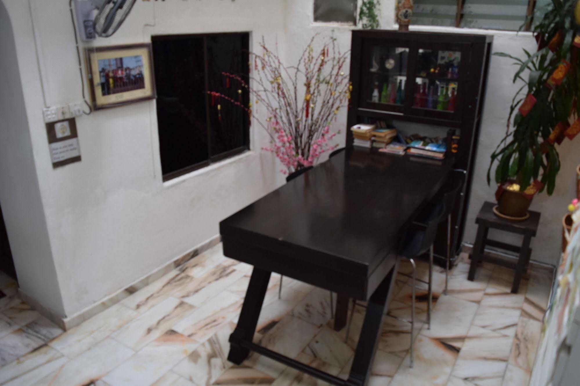 Casa Blanca Guest House Malacca Екстериор снимка